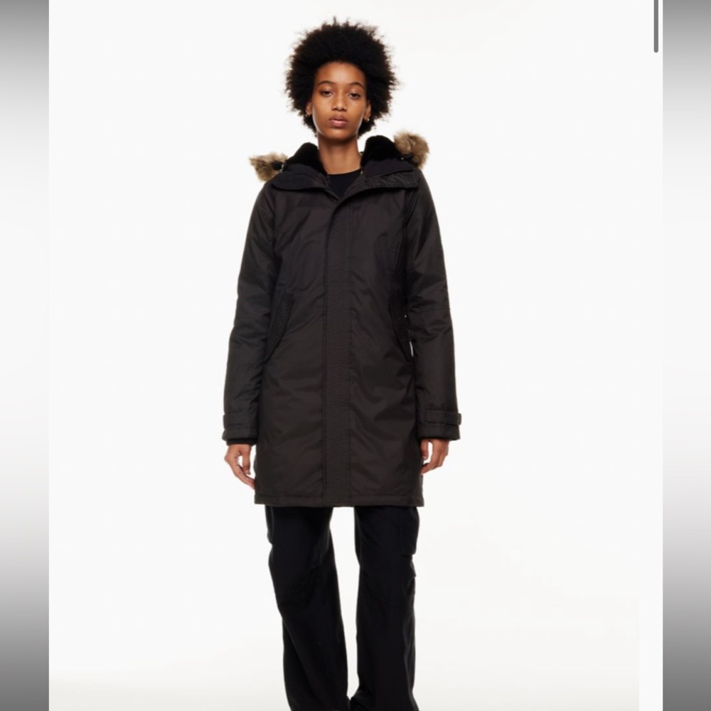 TNA Aritzia Summit / Avoriaz Parka